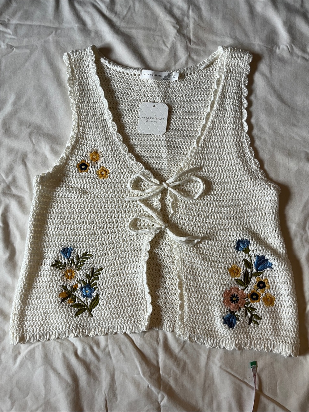 Altar’d State Cream Crocheted Floral Tie-Front Tank vest